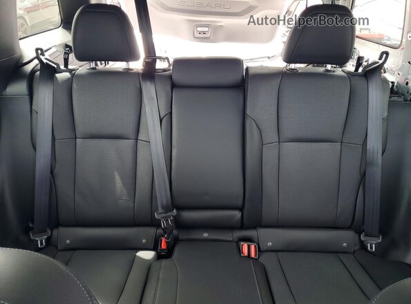 JF2BURJD7TY462856 2026 SUBARU OUTBACK White Widok tylnych siedzeń