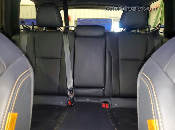JF2BURLD9TY483270 2026 SUBARU OUTBACK Black Вид задніх сидінь
