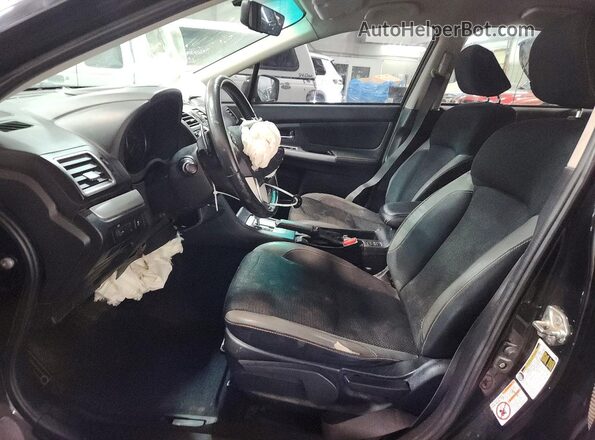 JF2GPABC0HH277558 2017 SUBARU CROSSTREK Black Вид салону спереду