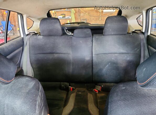 JF2GPABC1G8317466 2016 SUBARU CROSSTREK Белый Вид задних сидений