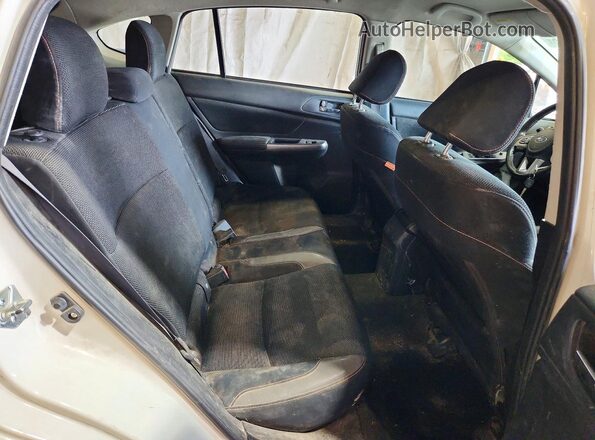 JF2GPABC1G8317466 2016 SUBARU CROSSTREK Белый Вид задней части салона