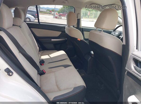 JF2GPABC1HH229843 2017 SUBARU CROSSTREK White Вид наклейки з VIN-кодом