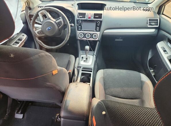 JF2GPABC2G8215108 2016 SUBARU CROSSTREK Cream წინა პანელის ხედი