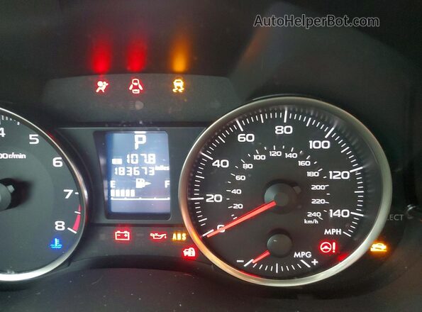 JF2GPABC2G8215108 2016 SUBARU CROSSTREK Cream ხელსაწყოთა პანელის ხედი