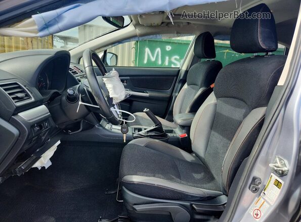 JF2GPABC4G8303240 2016 SUBARU CROSSTREK Silver Front interior view
