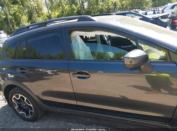 JF2GPABC4H8254445 2017 SUBARU CROSSTREK Gray Rear interior view