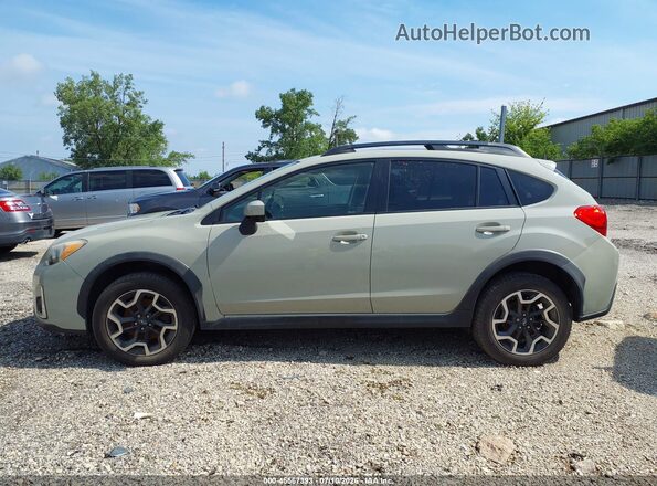 JF2GPABC5G8341415 2016 SUBARU CROSSTREK Green Սալոնի 360 աստիճան տեսք