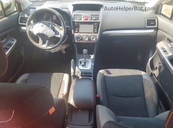 JF2GPABC5H8221826 2017 SUBARU CROSSTREK Beige Вид панелі приладів