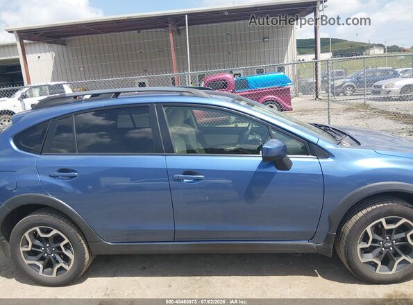 JF2GPABC6H8262966 2017 SUBARU CROSSTREK Blue Rear interior view