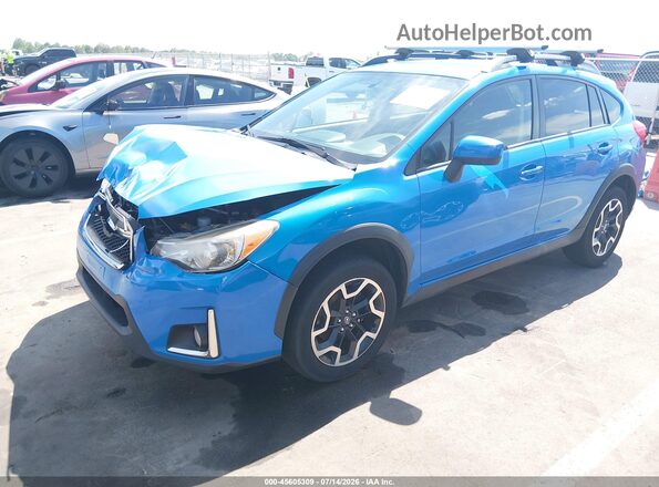 JF2GPABC7H8221634 2017 SUBARU CROSSTREK Light Blue წინა მარცხენა ხედი სამი მეოთხედიდან