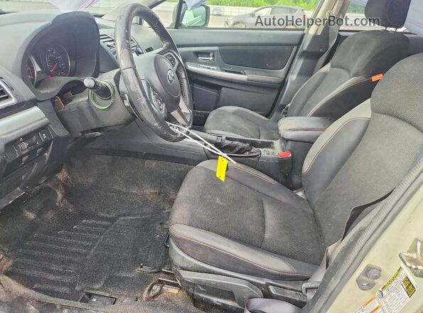JF2GPABC8H8200517 2017 SUBARU CROSSTREK Бежевый Вид салона спереди