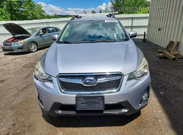 JF2GPABC9G8303380 2016 SUBARU CROSSTREK Silver Widok z przodu