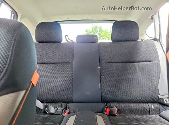 JF2GPABC9G8303380 2016 SUBARU CROSSTREK Silver Widok tylnych siedzeń