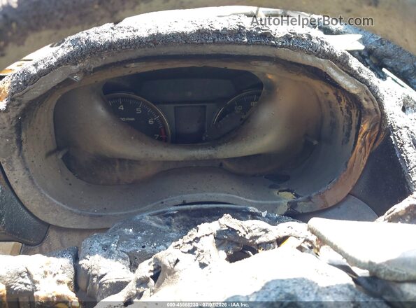 JF2GPABCXG8330121 2016 SUBARU CROSSTREK Beige Հետևի նստատեղերի տեսք