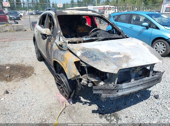 JF2GPABCXG8330121 2016 SUBARU CROSSTREK Beige Դիմացի տեսք