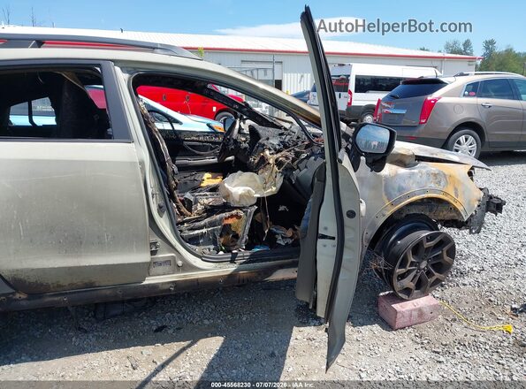 JF2GPABCXG8330121 2016 SUBARU CROSSTREK Beige Սալոնի դիմացի տեսք