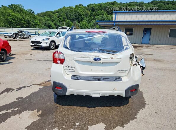 JF2GPABCXH8216430 2017 SUBARU CROSSTREK White Հետևի տեսք