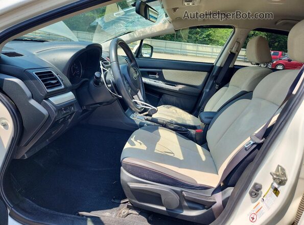 JF2GPABCXH8216430 2017 SUBARU CROSSTREK White Սալոնի դիմացի տեսք