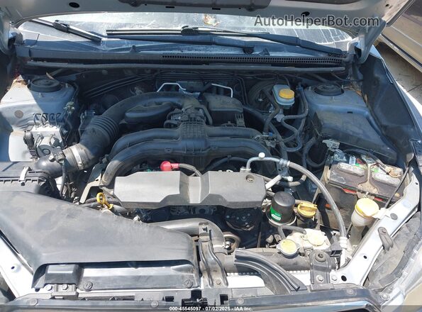 JF2GPABCXH8268026 2017 SUBARU CROSSTREK Silver Вид ззаду