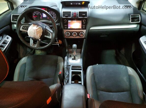 JF2GPABCXHH249248 2017 SUBARU CROSSTREK Silver Առջևի վահանակի տեսք