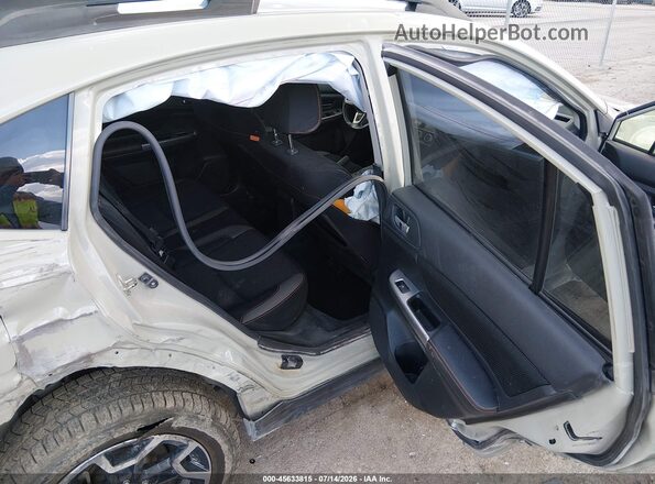 JF2GPADC2G8316369 2016 SUBARU CROSSTREK Tan Widok naklejki z numerem VIN
