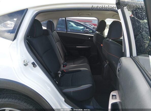 JF2GPADC5HH278136 2017 SUBARU CROSSTREK White 