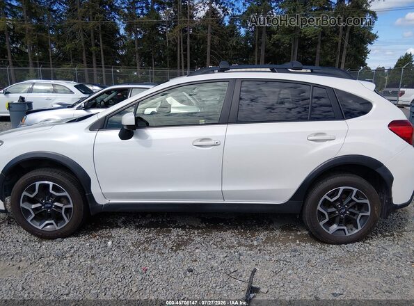JF2GPADC5HH278136 2017 SUBARU CROSSTREK White 