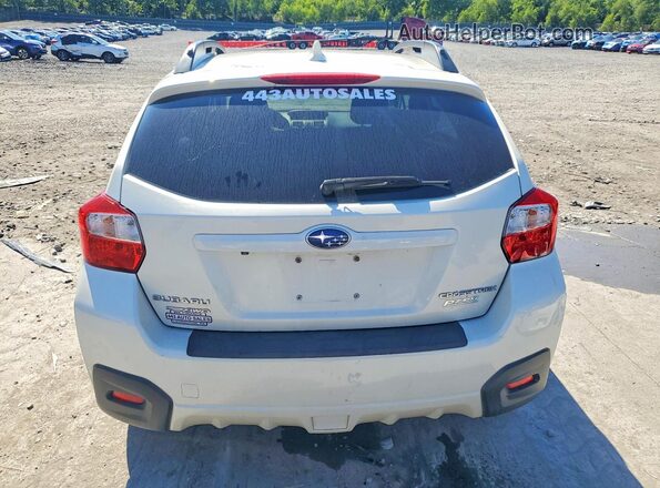 JF2GPADC7H8255747 2017 SUBARU CROSSTREK White უკანა ხედი