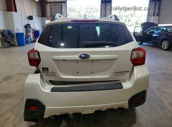 JF2GPAKC4GH228412 2016 SUBARU CROSSTREK White Вид ззаду