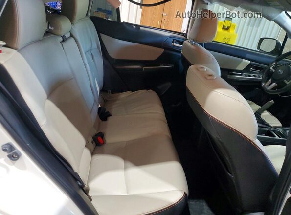 JF2GPAKC4GH228412 2016 SUBARU CROSSTREK White Вид задніх сидінь