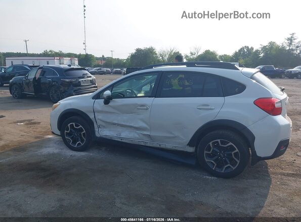 JF2GPAKC5H8208459 2017 SUBARU CROSSTREK White Widok wnętrza 360 stopni