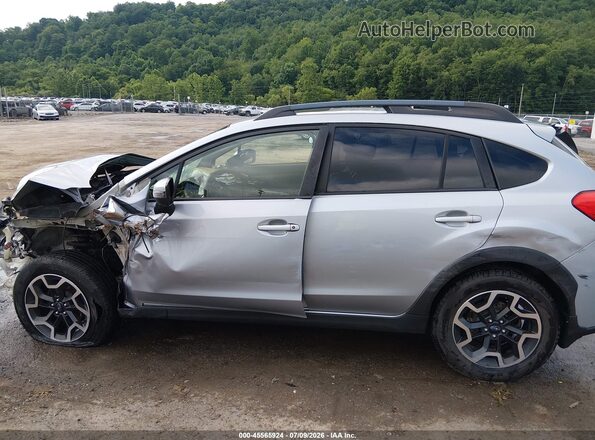 JF2GPALC2H8217246 2017 SUBARU CROSSTREK Silver 