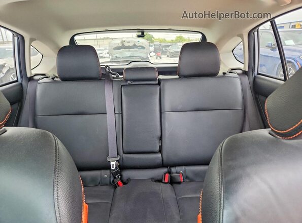 JF2GPALC7GH299425 2016 SUBARU CROSSTREK Silver Vista de los asientos traseros