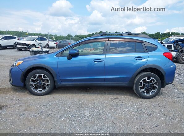 JF2GPALC9HH273376 2017 SUBARU CROSSTREK Blue Vista interior trasera