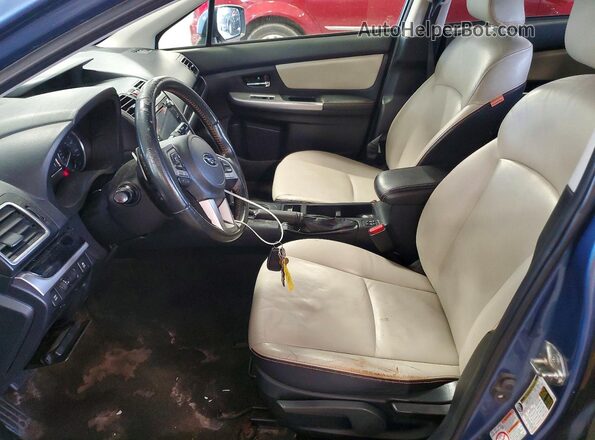 JF2GPANC8HH266657 2017 SUBARU CROSSTREK Синий Вид салона спереди