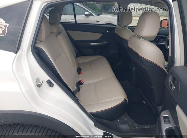 JF2GPANC9G8255200 2016 SUBARU CROSSTREK White VIN კოდის სტიკერის ხედი