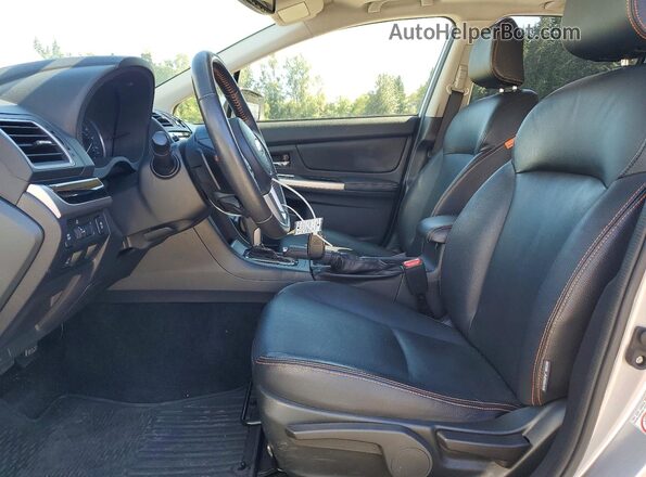 JF2GPANC9G8346774 2016 SUBARU CROSSTREK Серебряный Вид салона спереди