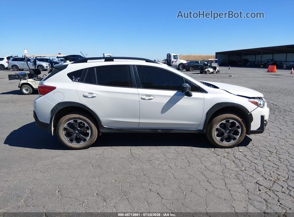 JF2GTAAC2M9294461 2021 SUBARU CROSSTREK White Սալոնի 360 աստիճան տեսք