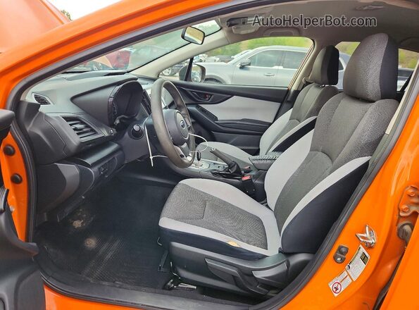 JF2GTAAC4JH212490 2018 SUBARU CROSSTREK Orange Սալոնի դիմացի տեսք