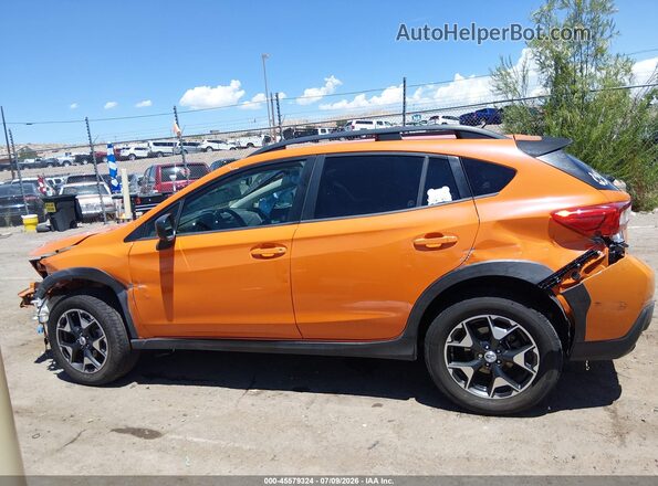 JF2GTAAC6JG331695 2018 SUBARU CROSSTREK Orange Vista interior de 360 grados
