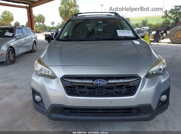 JF2GTABC0JH213313 2018 SUBARU CROSSTREK Silver Vista frontal