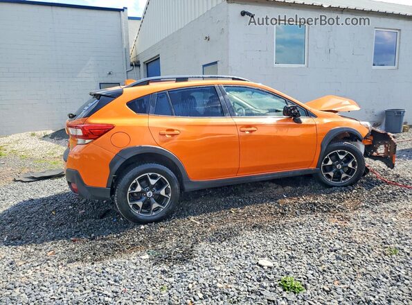 JF2GTABC0JH258073 2018 SUBARU CROSSTREK Orange Trasero derecho