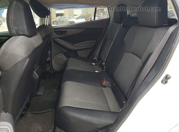 JF2GTABC0M8222260 2021 SUBARU CROSSTREK White Հետևի նստատեղերի տեսք