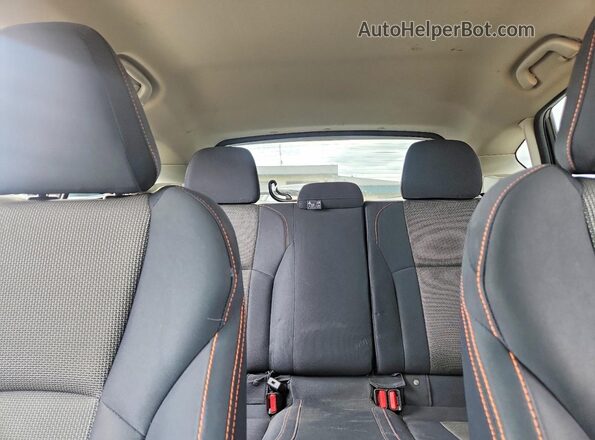 JF2GTABC2JH312389 2018 SUBARU CROSSTREK Черный Вид задних сидений