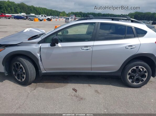 JF2GTABC2N8232242 2022 SUBARU CROSSTREK Silver Widok wnętrza 360 stopni
