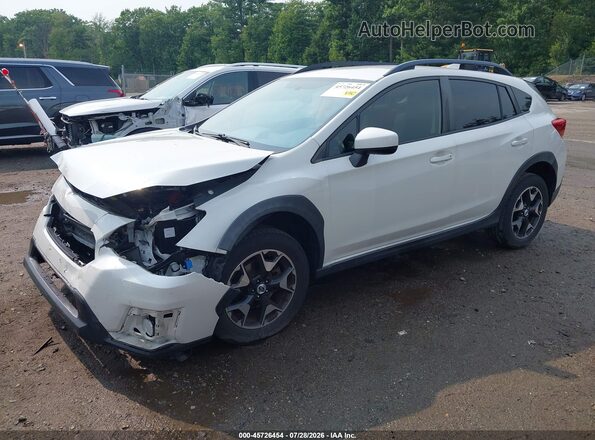 JF2GTABC3JH239713 2018 SUBARU CROSSTREK White Передня ліва чверть