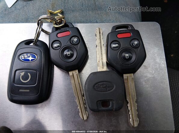 JF2GTABC3JH289088 2018 SUBARU CROSSTREK Pewter Вид панели приборов