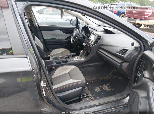 JF2GTABC3JH289088 2018 SUBARU CROSSTREK Pewter Вид салона спереди