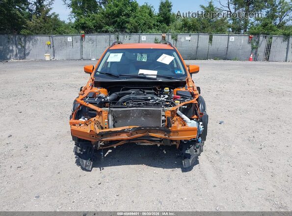 JF2GTABC3JH341061 2018 SUBARU CROSSTREK Orange Widok wnętrza z tyłu