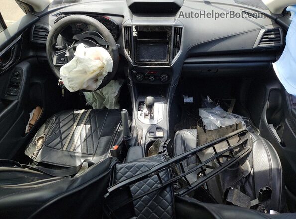JF2GTABC3KH330529 2019 SUBARU CROSSTREK Серебряный Вид панели приборов
